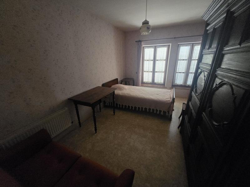 Maison ancienne - 280 m² - 13 pièces