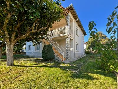 Maison - 173 m² - 5 pièces