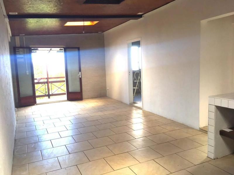 Maison - 230 m² - 10 pièces