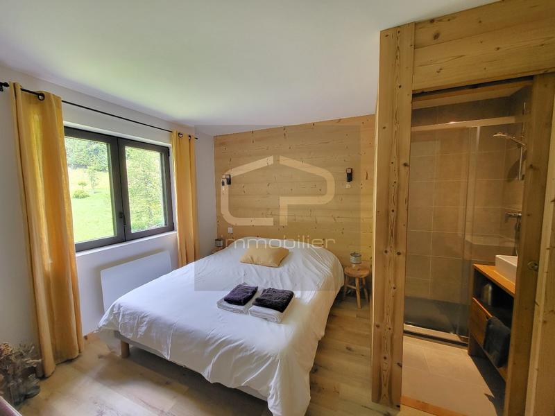 Appartement ancien - 115 m² - 7 pièces