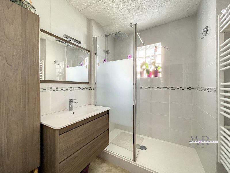 Maison traditionnelle - 97 m² - 5 pièces