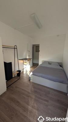 Chambre - 11 m² - 1 pièce