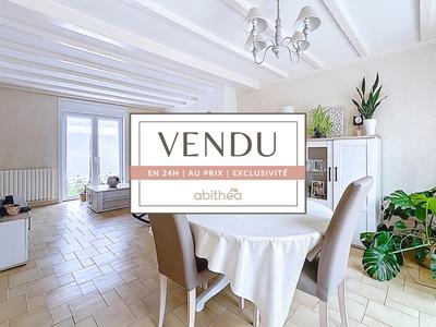 Maison - 83 m² - 4 pièces