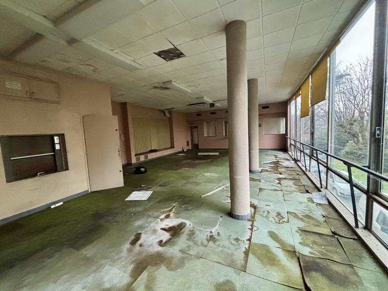 Local commercial - 96 m²