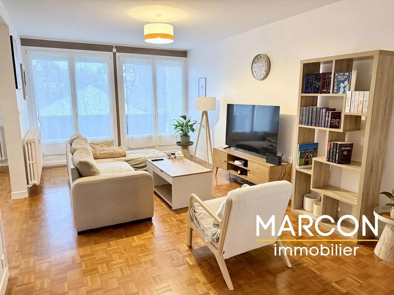Appartement - 88 m² - 4 pièces