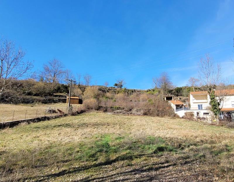 Terrain constructible - 2 288 m²