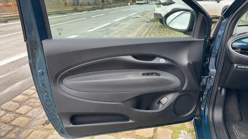 Fiat 500 III 42 kWh 118 la Prima