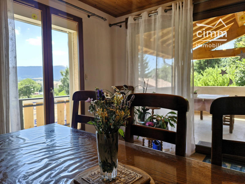 Maison - 111 m² - 5 pièces