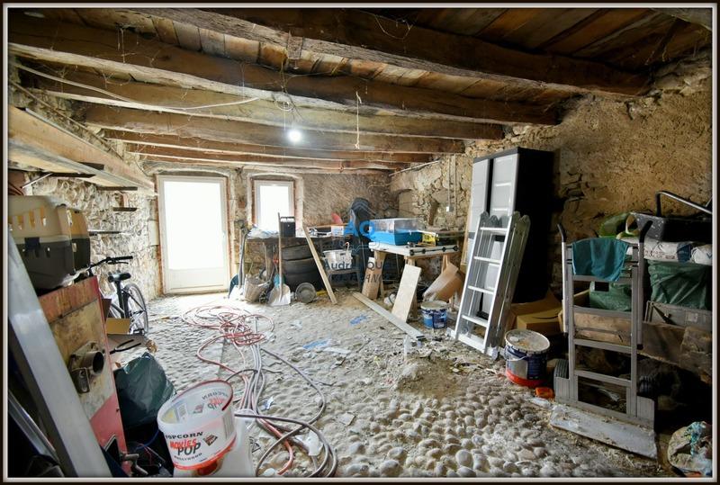 Maison - 250 m² - 8 pièces