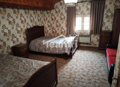 Maison - 100 m² - 6 pièces