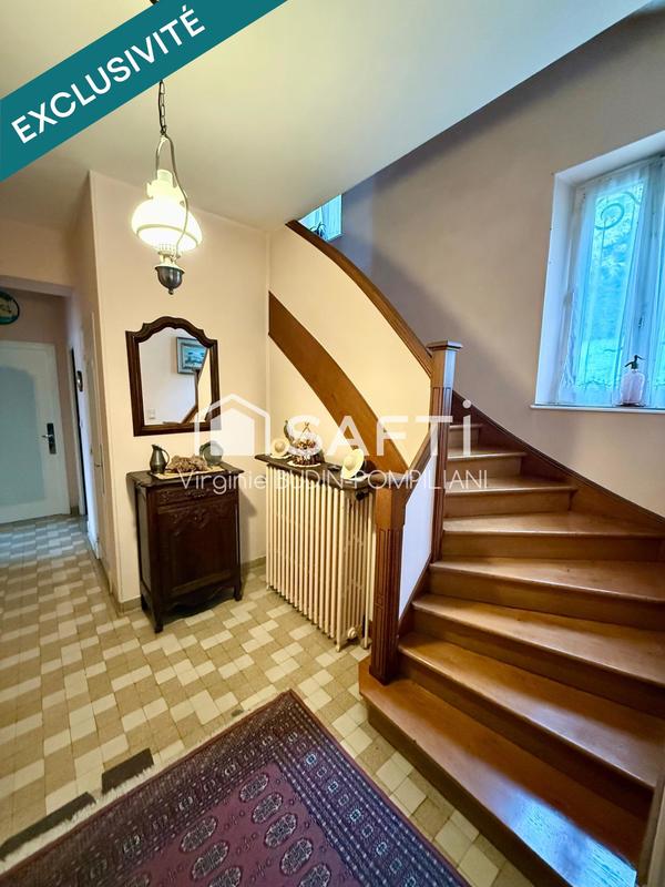 Maison - 190 m² - 9 pièces