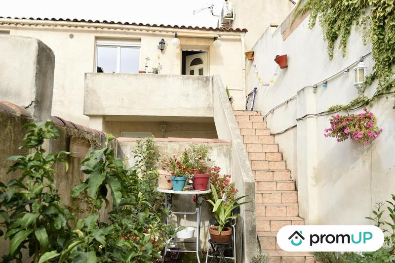 Maison - 365 m² - 6 pièces