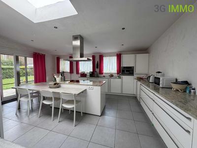 Maison - 188 m² - 6 pièces