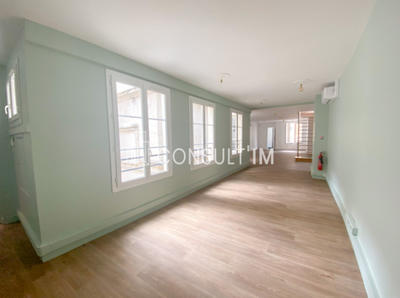 Bureau - 127 m² - 3 pièces