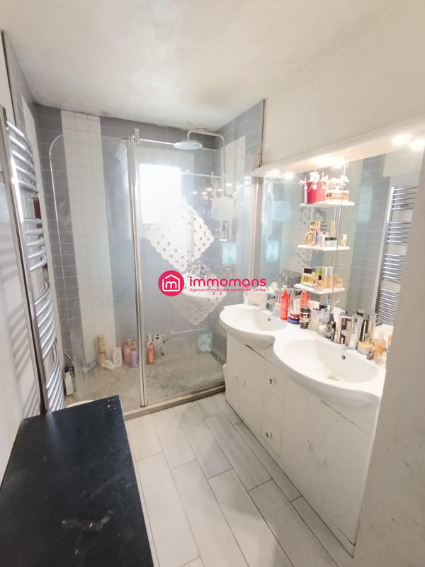 Maison - 134 m² - 11 pièces