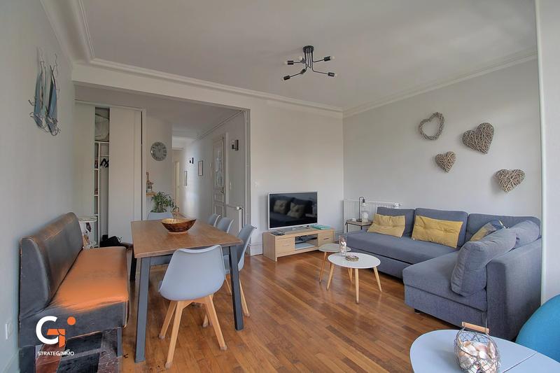 Appartement - 79 m² - 5 pièces