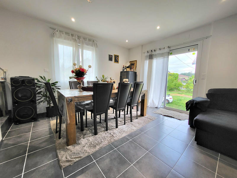 Maison - 127 m² - 6 pièces