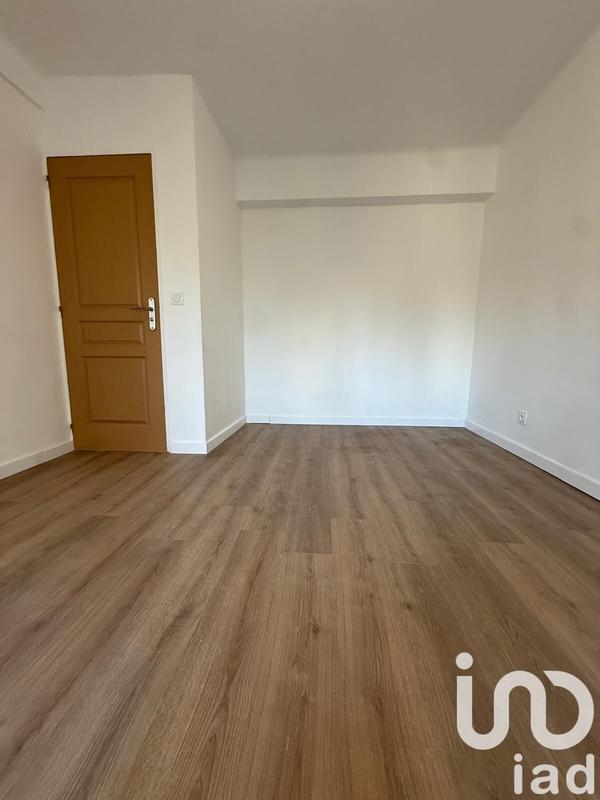 Appartement - 80 m² - 5 pièces