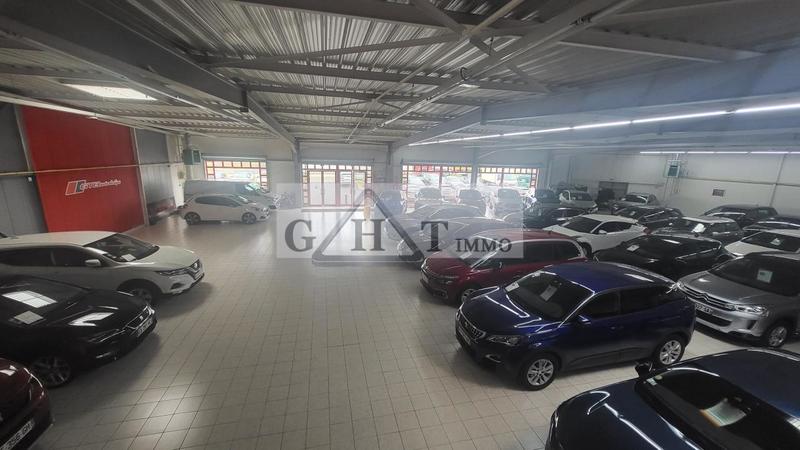 Local commercial - 955 m²