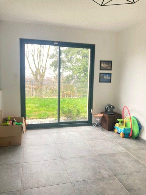 Maison - 201 m² - 6 pièces