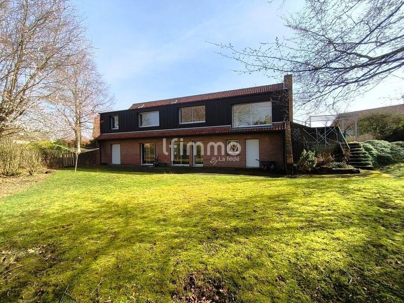 Maison d'architecte - 210 m² - 6 pièces