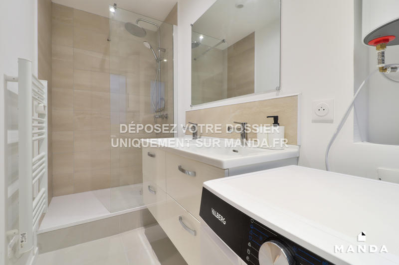 Chambre - 10 m² - 3 pièces