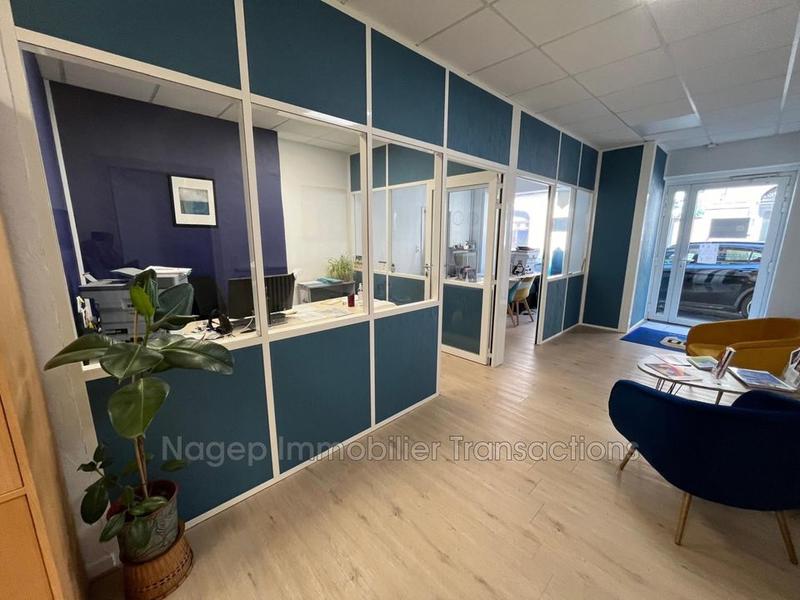 Local commercial - 110 m²