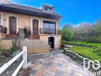 Maison - 103 m² - 5 pièces