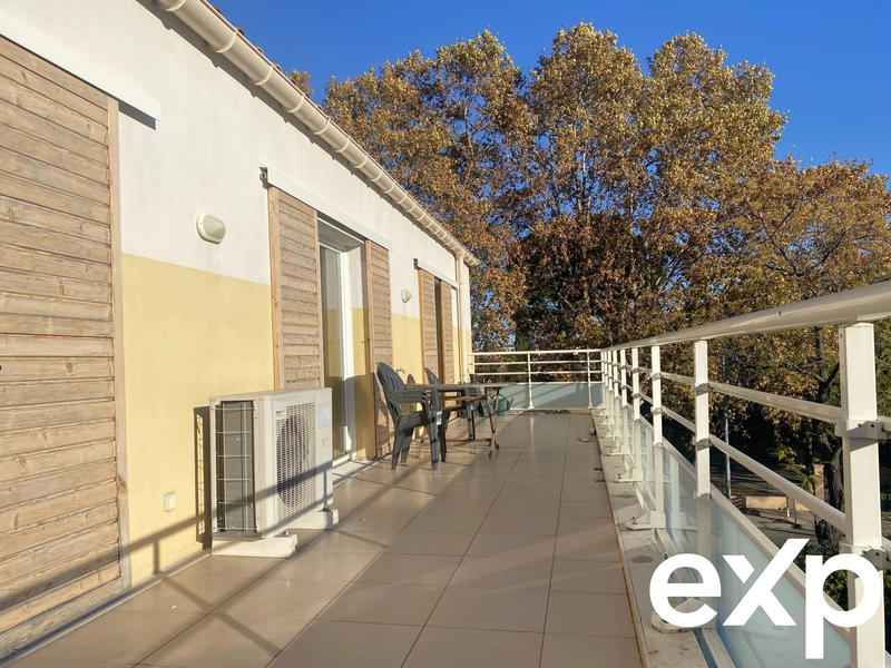 Appartement - 125 m² - 5 pièces