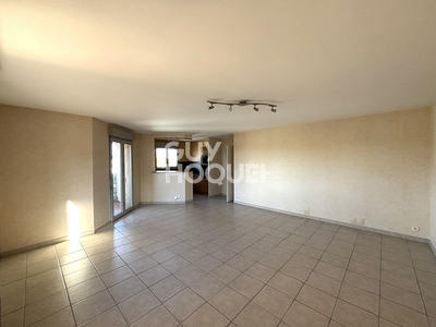 Appartement - 81 m² - 4 pièces
