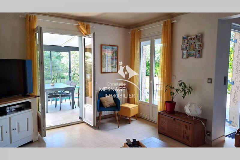 Maison traditionnelle - 165 m² - 6 pièces