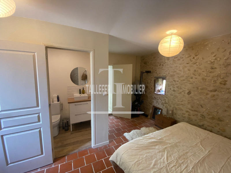 Maison - 298 m² - 9 pièces