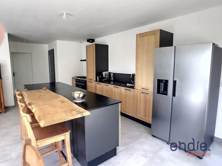 Maison contemporaine - 91 m² - 5 pièces