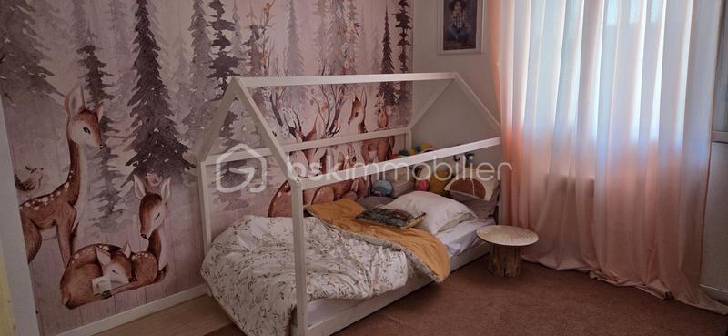 Maison traditionnelle - 90 m² - 4 pièces