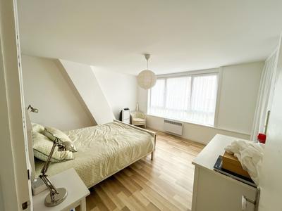 Appartement - 80 m² - 3 pièces