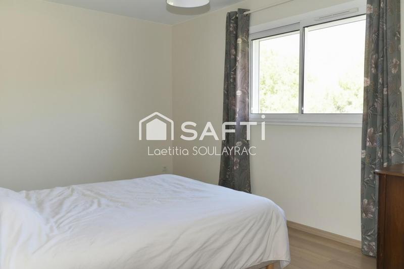 Maison - 204 m² - 6 pièces