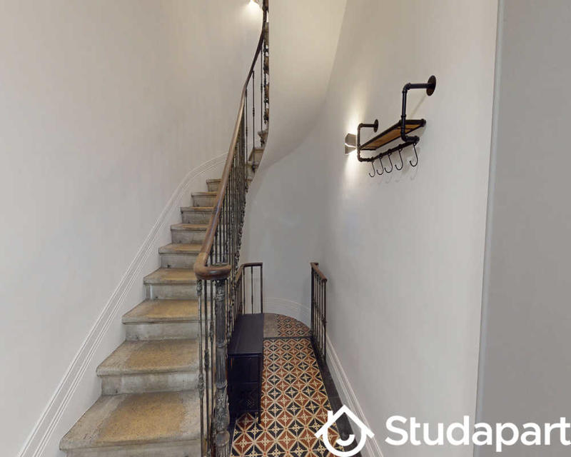 Chambre - 230 m² - 1 pièce