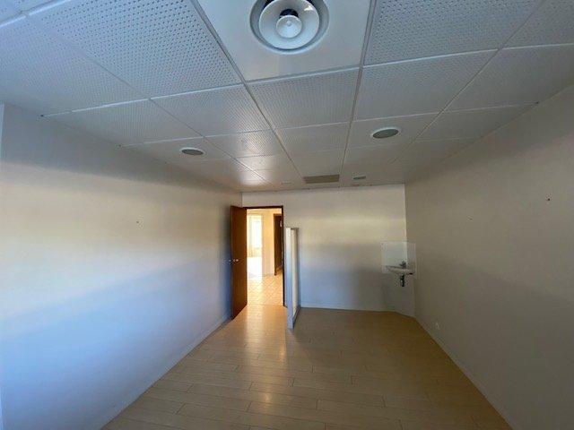 Bureau - 190 m² - 8 pièces