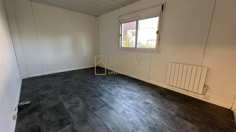 Local commercial - 84 m² - 1 pièce