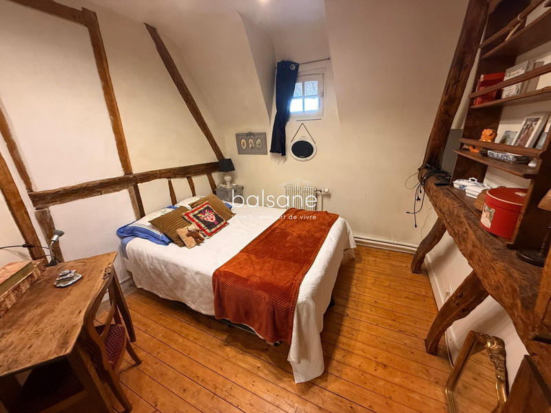 Maison traditionnelle - 175 m² - 8 pièces