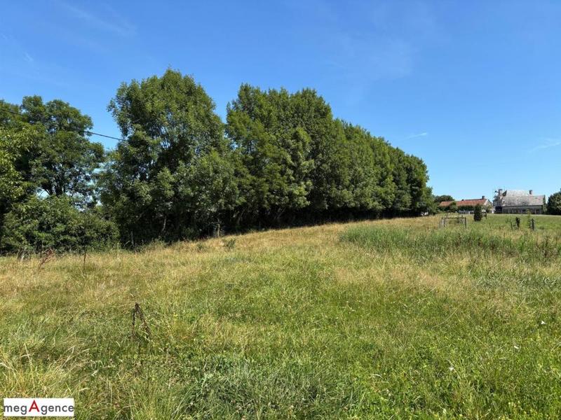 Terrain constructible - 2 810 m²