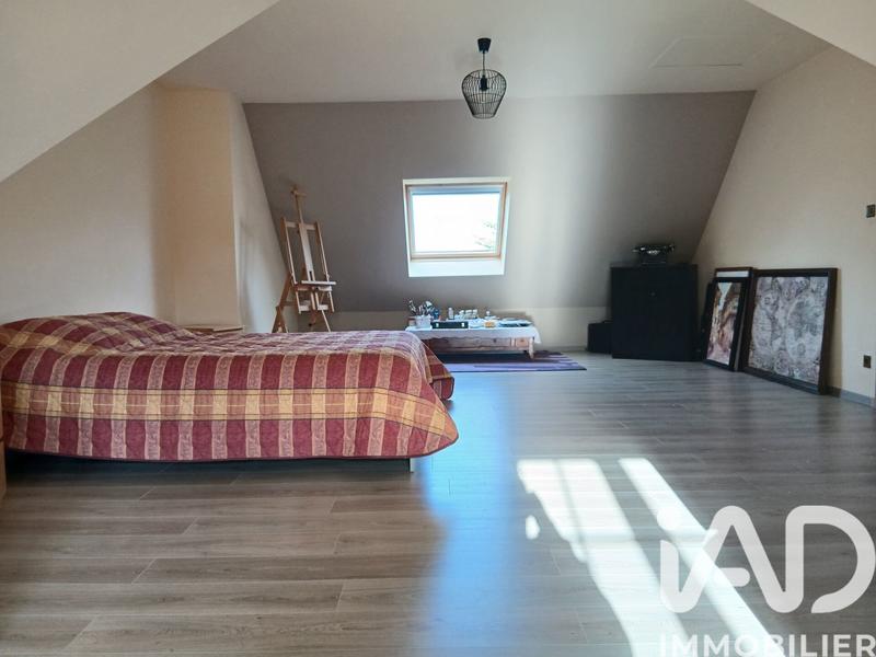 Maison - 228 m² - 5 pièces