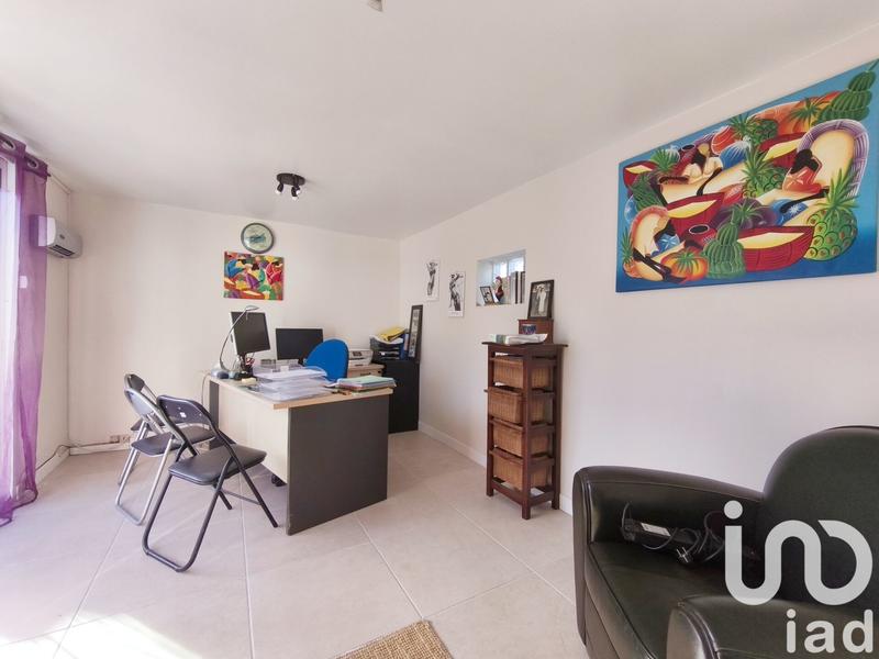 Maison - 225 m² - 8 pièces