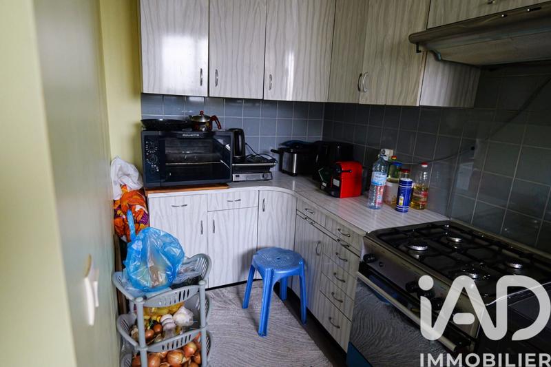 Maison - 240 m² - 8 pièces