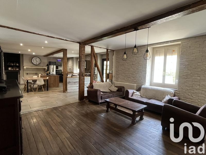 Maison - 207 m² - 1 pièce