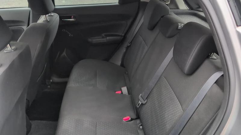 Suzuki Swift IV 1.2 Dualjet 90 Privilege