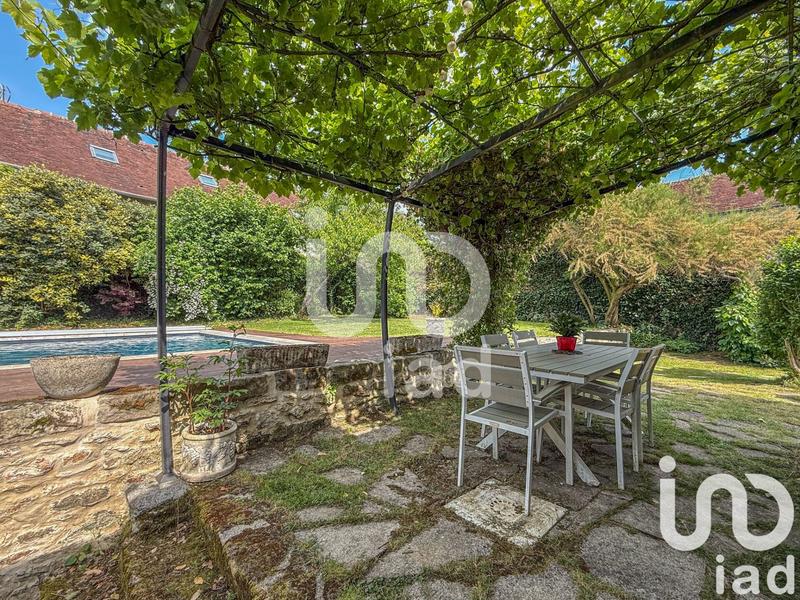 Maison - 175 m² - 7 pièces