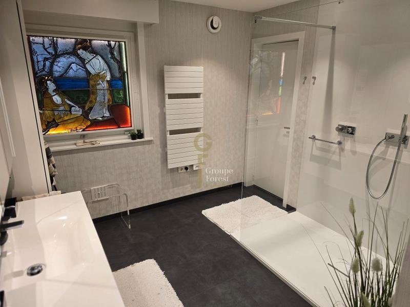 Maison - 173 m² - 6 pièces