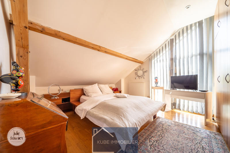 Appartement - 120 m² - 5 pièces