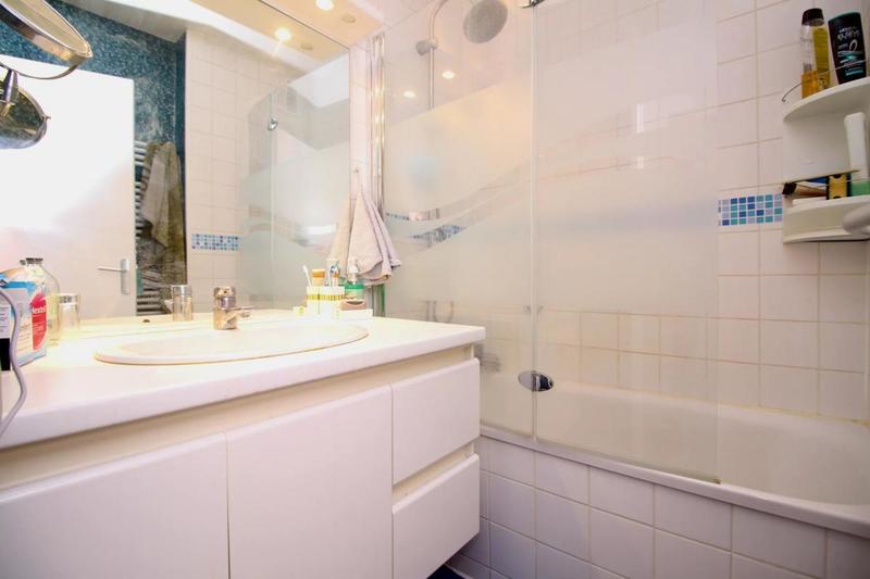 Appartement - 97 m² - 6 pièces